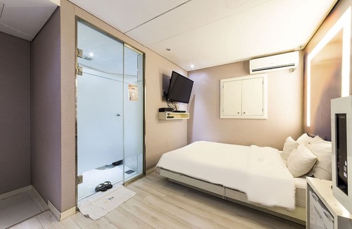 Muk-tong Hotel | Taereung INN