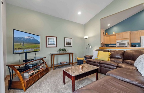 Southern Crossing Condo | Taft at Old Mill | Pets Ok - Close to Downtown
