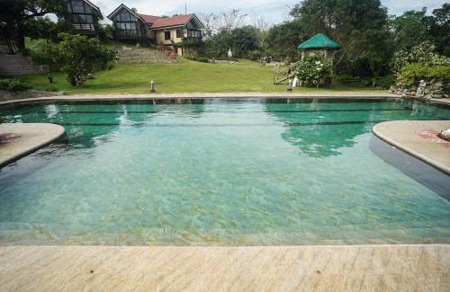Calamba House | Tagaytay Foothills Cherimoya Farm Staycation