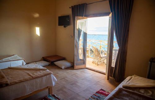 Siwa Resort | Taghaghien Island Resort