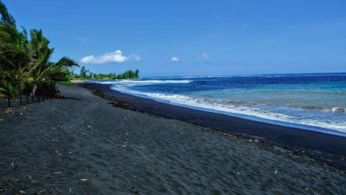 Papara House | TAHITI - Bungalow Taharuu Surf Piti
