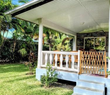 Mahina House | TAHITI - Fare Mitinui Surf Break