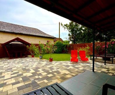 Hajduszoboszlo Apartment | Tahiti Garden Apartman