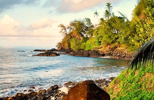 Mahina House | TAHITI - Haumaru Beach Fare
