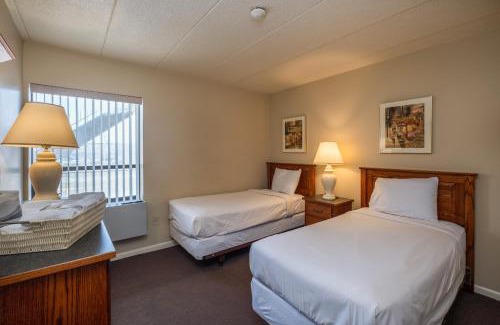 North End Hotel | Tahiti Inn
