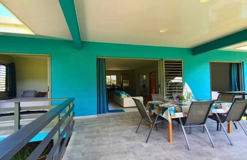 Taiarapu-Ouest Ski Chalet | TAHITI ITI - Fare Vaiavaro Teahupoo