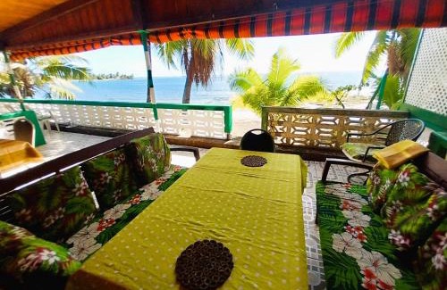 Arue House | TAHITI - Matavai Bay Spirit