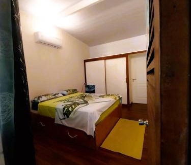 Arue House | TAHITI - Matavai Bay Spirit