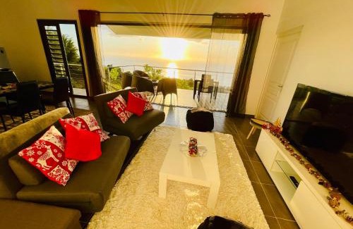 Punaauia Villa | Tahiti Moeatama : Villa NUI avec piscine privée