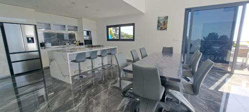 Punaauia Villa | TAHITI - Villa Green M