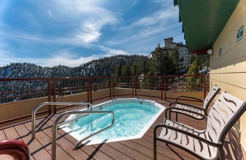 Tahoe Village Apartment | Tahoe - A Mountain Retreat with commanding views