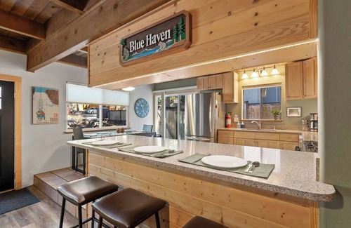 Kings Beach House | Tahoe Blue Haven | Pet Friendly w/Beach Gear & Game Room