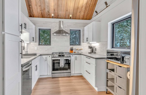 Talmont House | Tahoe City Vacation Rental with Fireplace and Deck