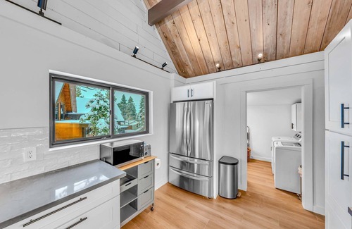 Talmont House | Tahoe City Vacation Rental with Fireplace and Deck