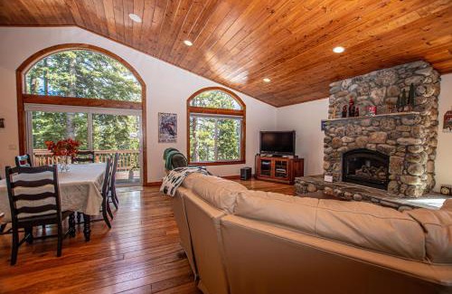 Carnelian Bay House | Tahoe Haven By Hauserman Rentals