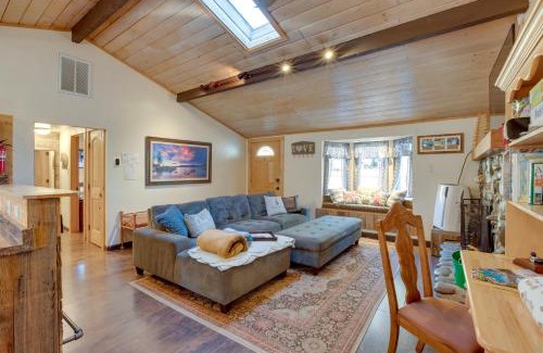 Lower Kingsbury House | Tahoe Home 3 Mi to Heavenly Mountain Resort!