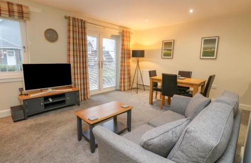 Killin House | Taigh Geal