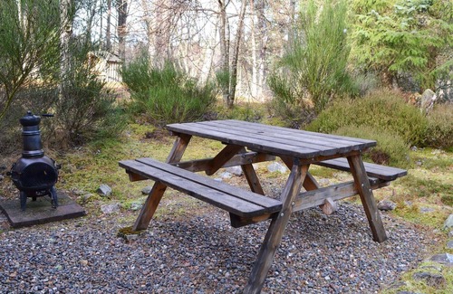 Nethy Bridge Cottage | Taigh M’Athair is a perfect setting for those who love to be outdoors.