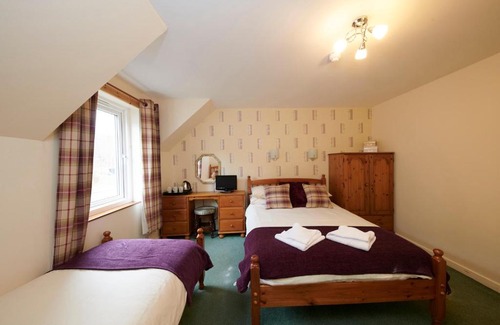 Kinlochleven Hotel | Tailrace Inn