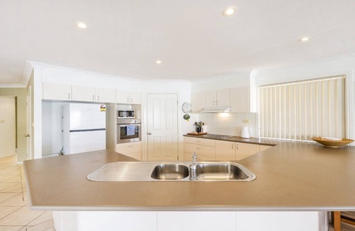 Yamba House | TAINE COURT, TOP NOTCH