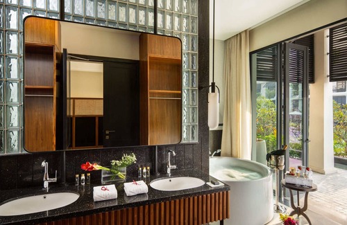 Kolkata Hotel | Taj Taal Kutir