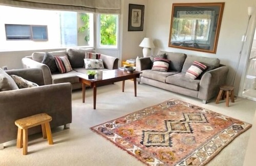 Takapuna House | Takapuna Living near Takapuna Beach