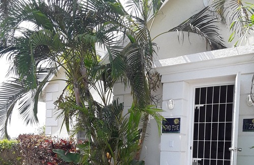 Bottom Bay Villa | Take Five Villa with Private Pool And Spacious Patio