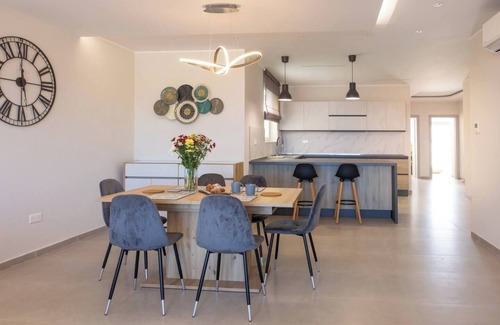 Ta' Zokkrija Apartment | Take it easy at this unique and tranquil getaway