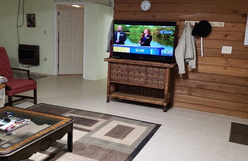 Tallassee Apartment | Take Lake Martin