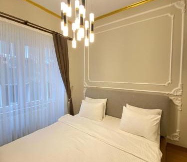 Pera Apartment | Taksim İstiklal Bosphorus Central Flat