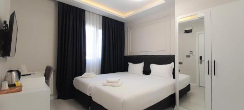 Talimhane Hotel | Taksim Leon's Hotel
