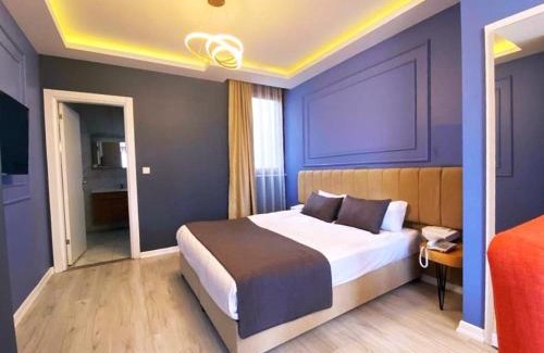 Talimhane Hotel | Taksim Leon's Hotel