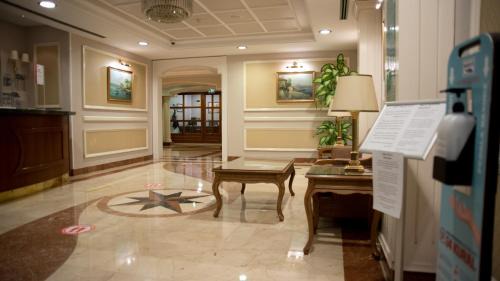 Gumussuyu Mahallesi Hotel | Taksim Metropark Hotel