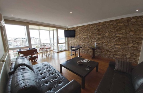 Kabatas Apartment | Taksim Square and Bosphorus in a Single Cosy Place