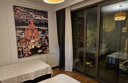 Taksim Apartment | TAKSiM SQUARE PERFECT RESiDENCE 60 sqm with pool