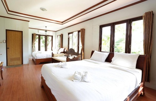 Wang Nam Khiao Hotel | Taksina Garden Resort