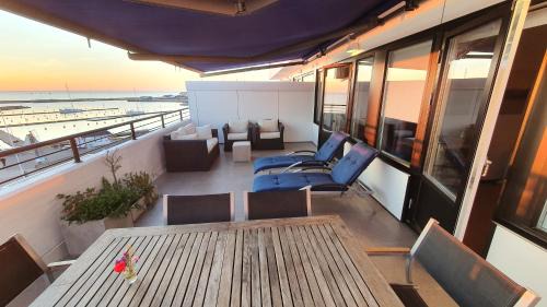 Borgholm Apartment | Takvåning - Borgholm