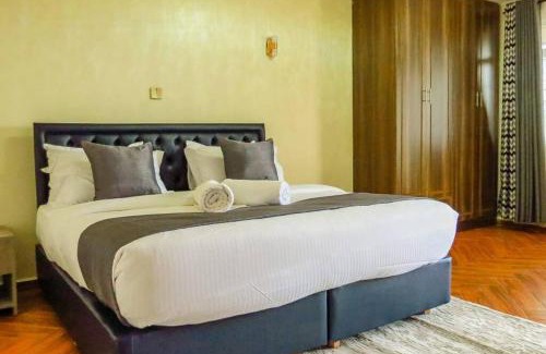 Nanyuki Villa | Taliah Homestays