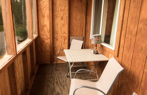 Susitna North Cabin | Talkeetna Wilderness Lodge - Studio Cabin 6 - King Bed