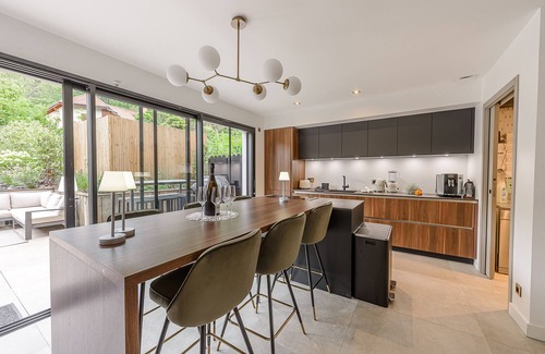 Talloires-Montmin Apartment | TALLOIRES- L'Elegant★, luxueux apt, 600m du lac