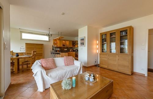 Talloires-Montmin Apartment | TALLOIRES- Terrasses de l'Hermitage, Pool & View