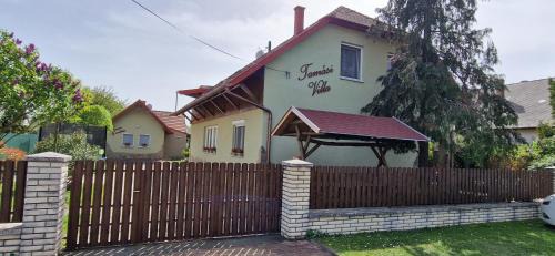 Balatonkeresztur Apartment | Tamási Villa