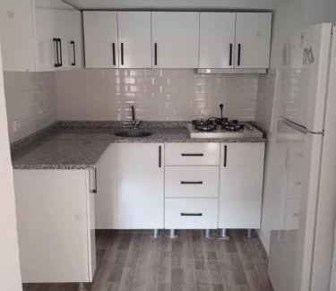 Gokceada House | Tam Merkezde Huzurlu Dublex Tatil Evi