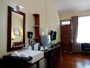 Merek Resort | Taman Simalem Resort