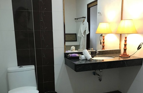 Phitsanulok Hotel | Taman Spa Resort