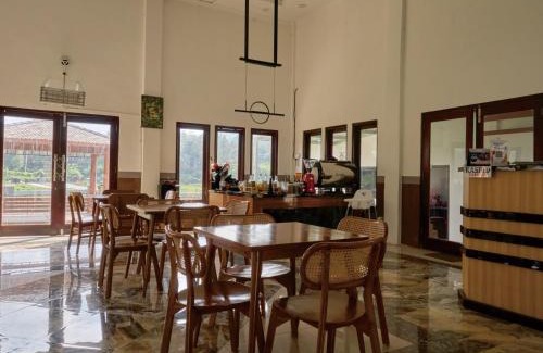 Kejajar Hotel | Taman Syailendra Cottage Dieng