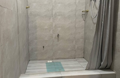 Tamale House | Tamaniroom- a Private 1bed