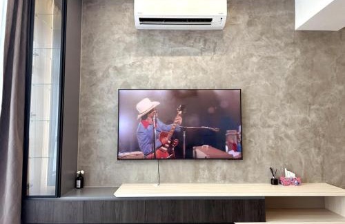 Taman Molek Apartment | TamanMolek Service Apartment By WP HOMESTAY