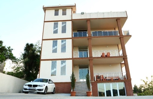 Batumi House | Tamara Guest House 105