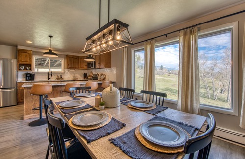 Hamilton Other | Tamarack Ranch - Mountain Getaway Home surrounded by acreage and views!